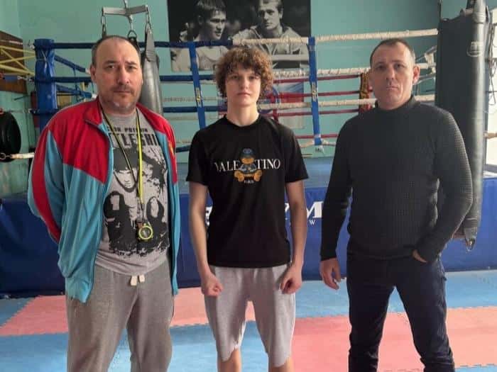 Девочка-боксер Злата Коновалова из Каменска-Уральского "разнесла" всех на международном турнире в Москве