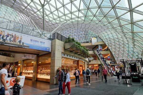 Западные бренды возвращаются в Россию: как это возможно и кто рискнет первым?