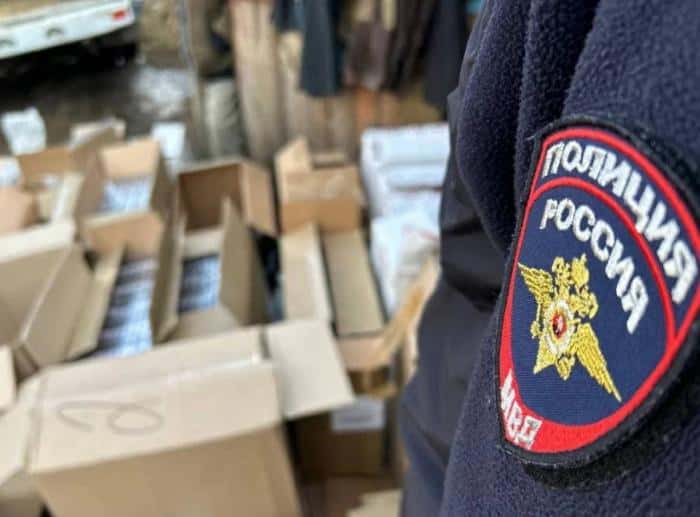 Каменский бизнесмен попался на продаже контрафактных сигарет: у него нашли больше 16 тысяч пачек на сумму 3 млн рублей