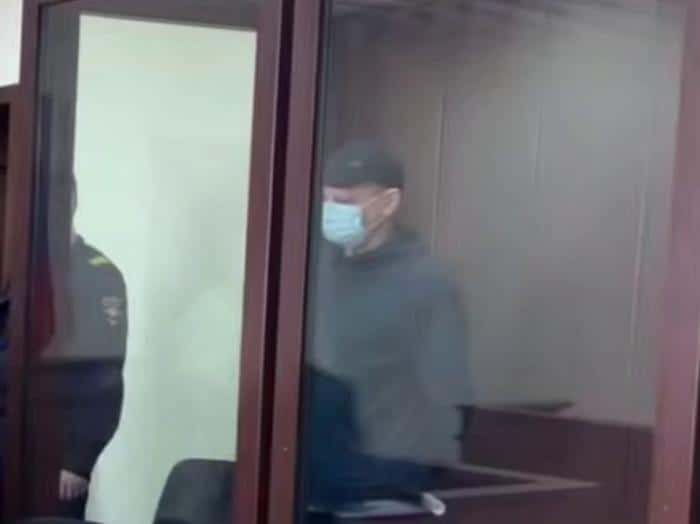 Ужасная расправа на Новый год: спустя 32 года в Каменске-Уральском начался суд над Виктором Петриченко по делу о массовом убийстве