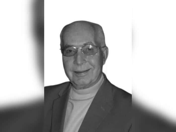 50 лет отдал медицине: умер первый главный детский анестезиолог Свердловской области Евгений Девайкин