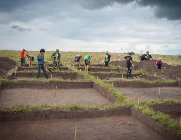 Уникальная находка на Куликовом поле: археологи достали бронзовую булаву XII века