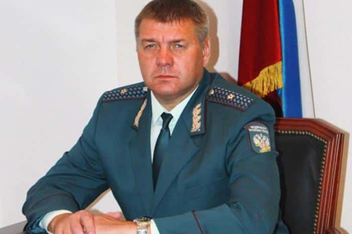 Заочный арест экс-главы УФНС Свердловской области: дело о многомиллионной взятке