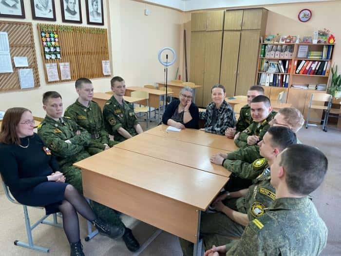 Свердловские школьники покорили всероссийский конкурс «80 добрых дел к Победе»