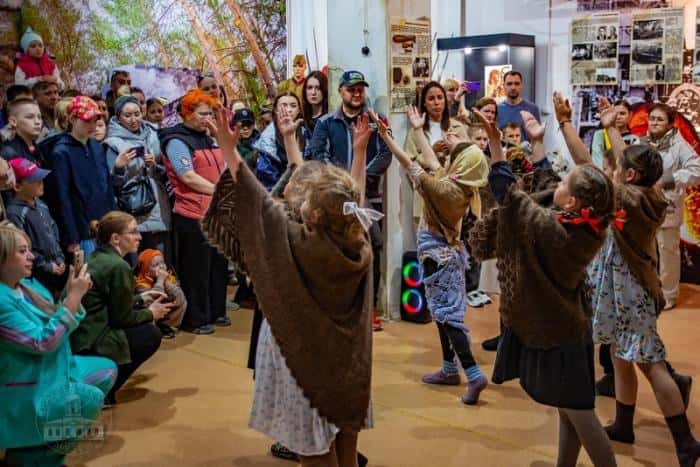 Как Каменск-Уральский покорил «Ночь музеев»: герои, рок-концерты и 6 тысяч гостей