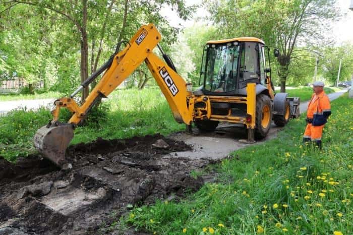 Кто и где в Каменске-Уральском кладёт новенькие тротуары — вся карта работ!  