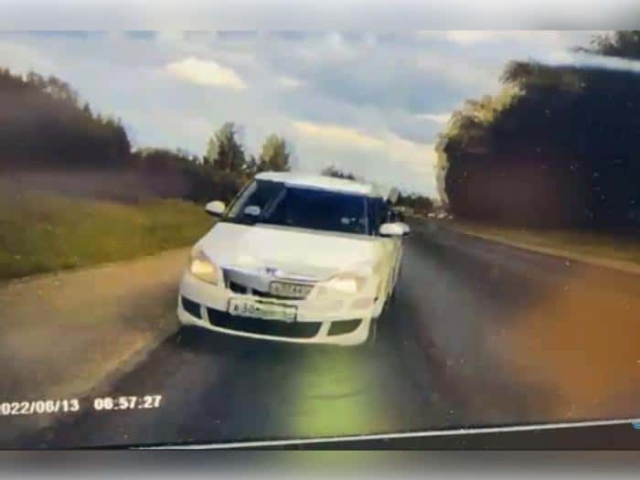 Четыре авто столкнулись на трассе в Каменск-Уральский, трое детей пострадали. Видео