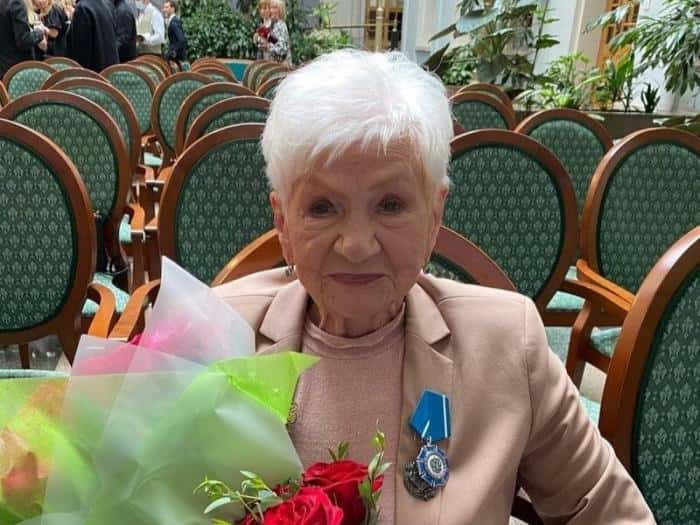 Легенда цирка ушла: не стало Нины Корниловой — дрессировщицы слонов, которую знала вся страна