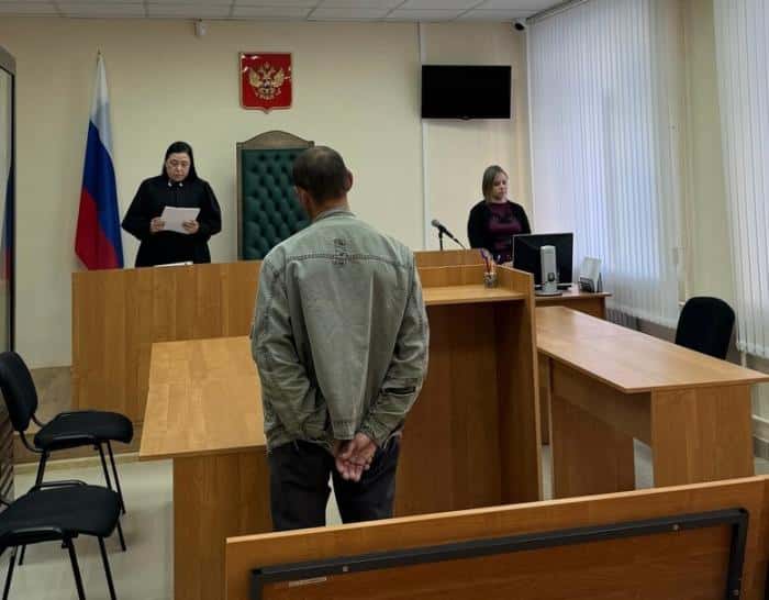 «Ни дня без нецензурной брани»: мужчину в Каменке-Уральском арестовали за сквернословие