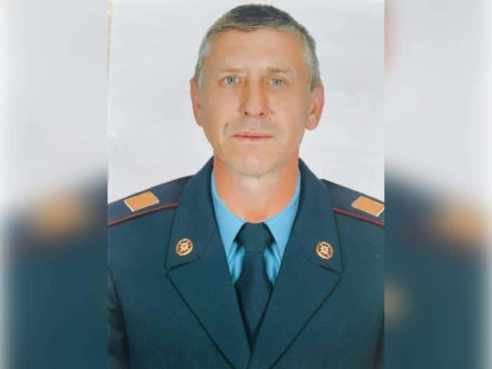 Погиб наш герой: Каменск-Уральский прощается с защитником Родины Евгением Кухтиным