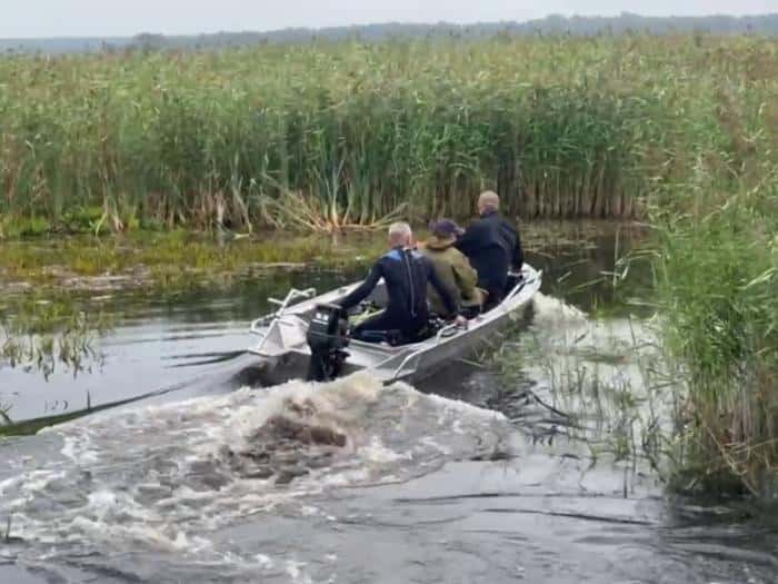 Мужчина утонул в озере под Каменском-Уральским — тело нашли водолазы