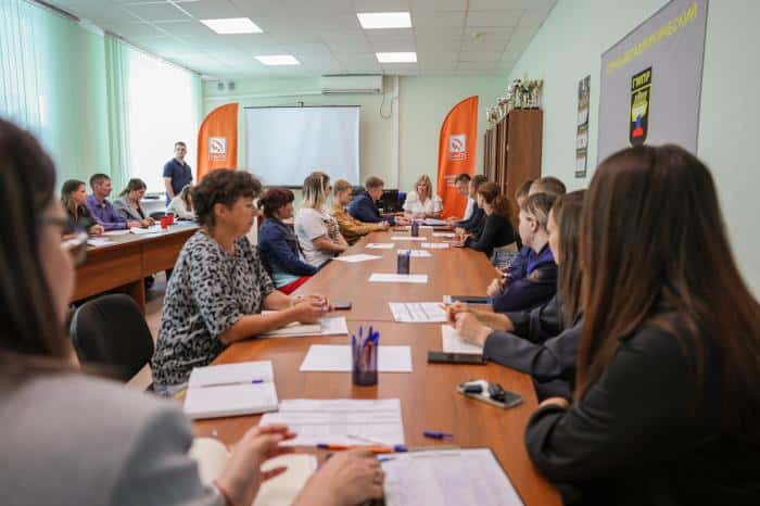 На СинТЗ прошёл круглый стол с молодыми сотрудниками и руководством