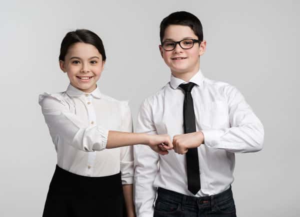 «Школа не имеет права отстранять»: юрист объяснила, почему ребёнка без формы нельзя выгнать с урока 