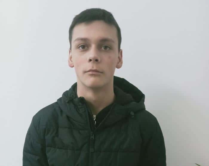 «Обнял подругу перед арестом»: как задержали разыскиваемого фигуранта дела о пытках на автомойке в Каменске-Уральском Александра Беспалова