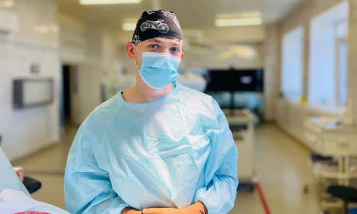 В Каменске-Уральском врачам и медсёстрам пообещали выплаты до миллиона рублей