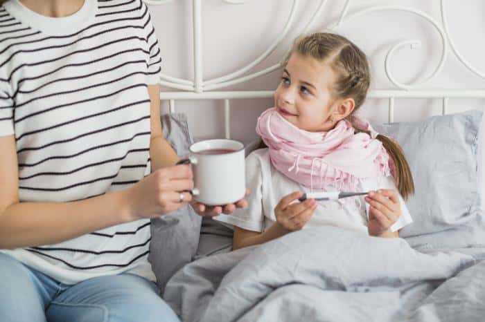 Сотни тысяч россиян заразились: в стране стремительно растет число больных ОРВИ и COVID