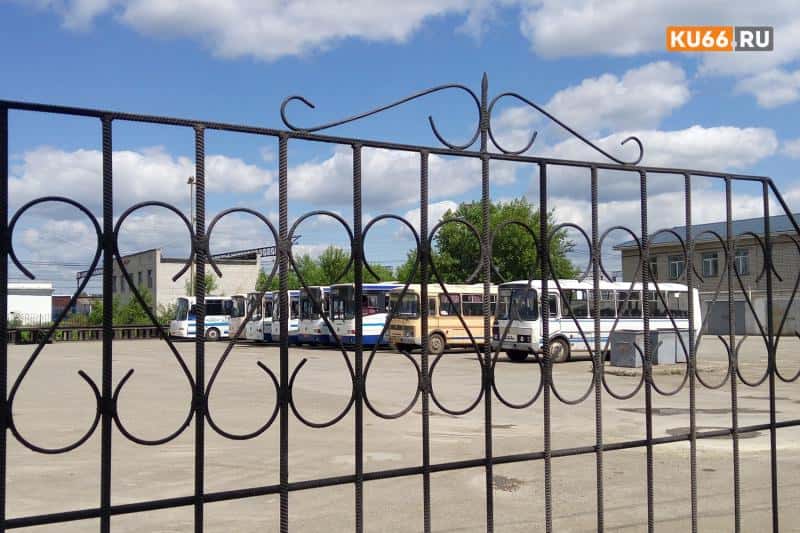 Инспекторы в Каменске-Уральском проверили 100 автобусов: выявлено более 30 нарушений 