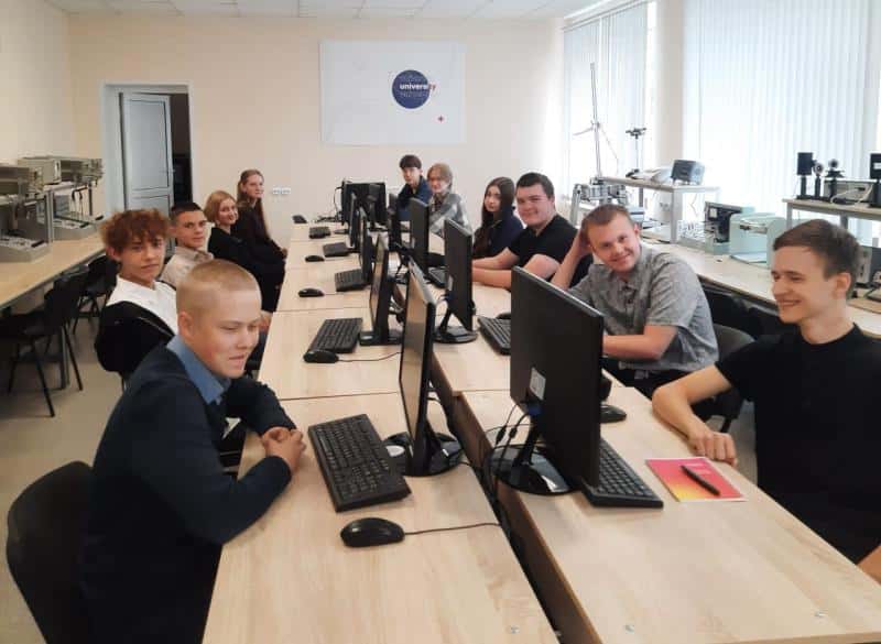 Школьники Каменска-Уральского готовятся стать инженерами — в этом им помогает КУЗОЦМ