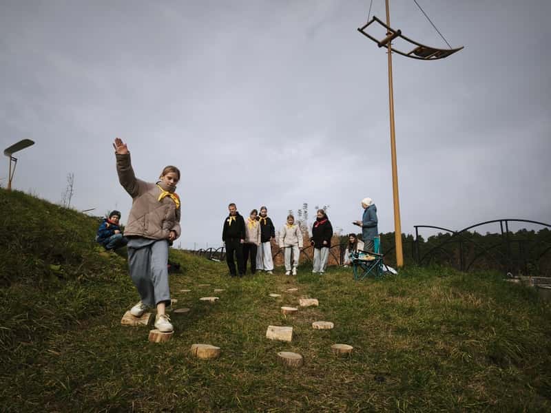 В Каменске-Уральском стартовал проект «Сияй, Земля Уральская!» и собрал десятки юных туристов