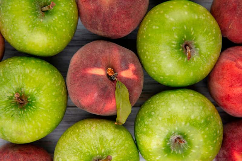 В Свердловскую область хлынуло 240 тонн яблок из Кабардино-Балкарии и Краснодара