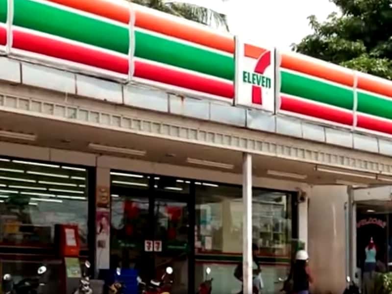 7-Eleven идёт в Россию: культовые магазины могут открыться уже в 2026 году!