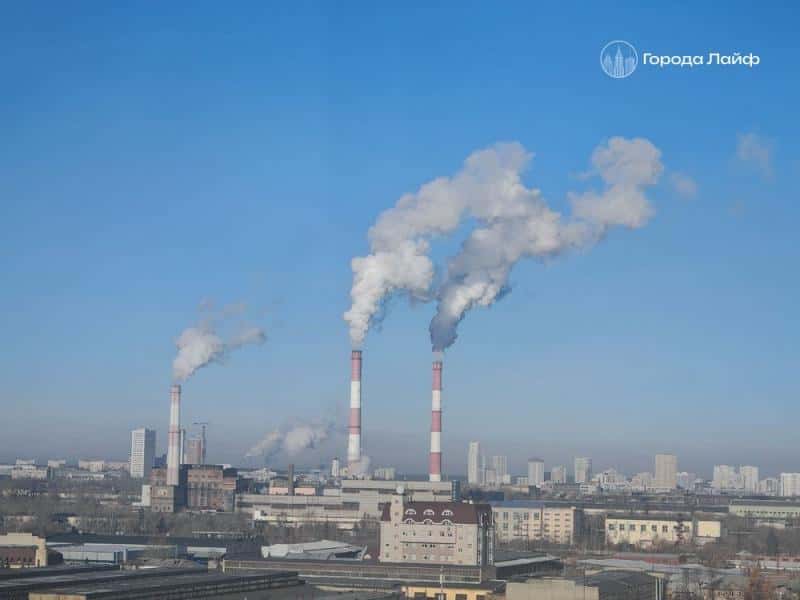 Затишье и температурная инверсия в Свердловской области мешают рассеиванию дыма в регионе