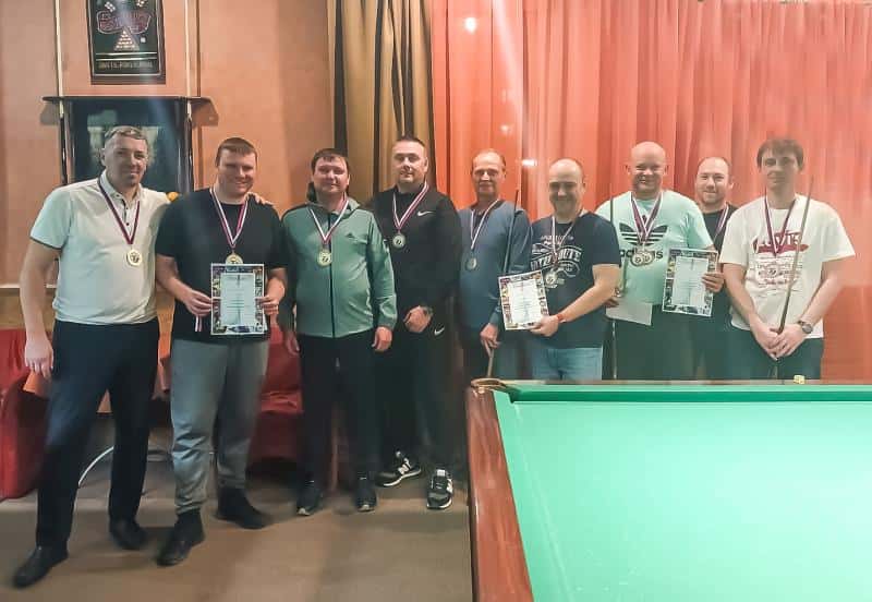 СинТЗ открыл зимнюю спартакиаду турниром по бильярду среди подразделений