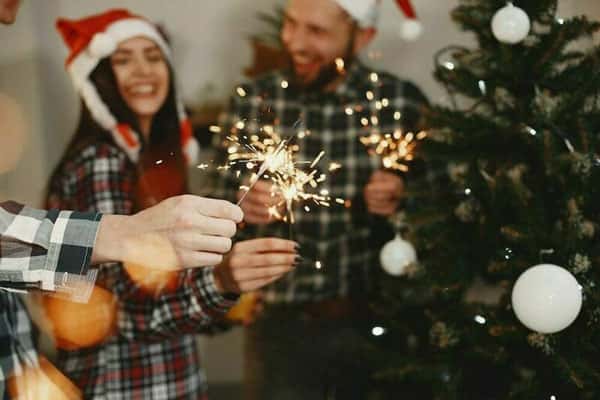 Облачно и морозно: что ждет Свердловскую область в новогоднюю ночь