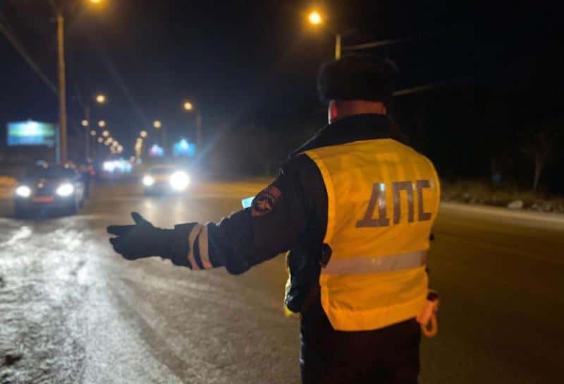 Госавтоинспекция выявила сотни нарушений ПДД в Каменске-Уральском