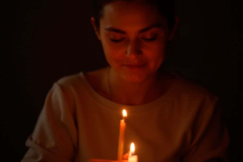 Крещенские гадания: простые и проверенные способы узнать суженного