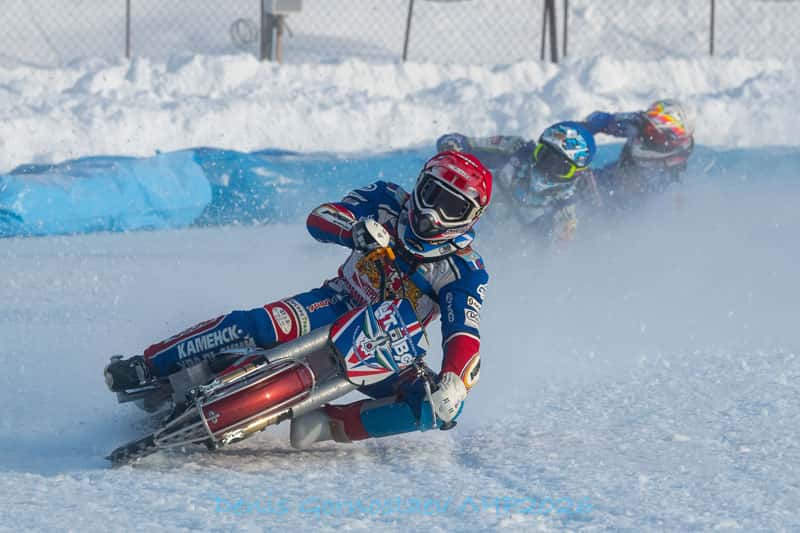 В Каменске-Уральском прошёл второй финал чемпионата России по мотогонкам на льду