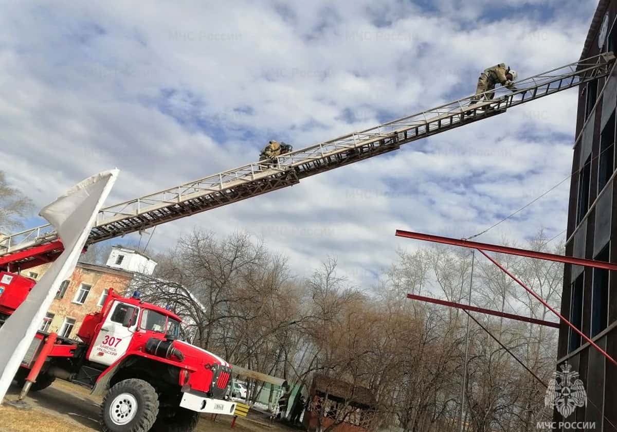 В Каменске-Уральском выбрали лучшее звено газодымозащитной службы