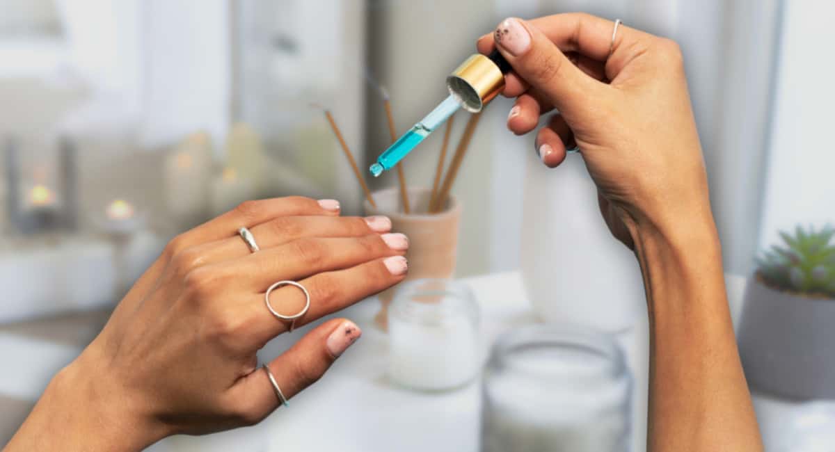 Классическому маникюру конец: какую процедуру россиянки ставят выше лака в 2026 году