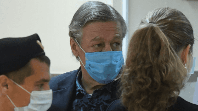 Михаила Ефремова приговорили к 8 годам лишения свободы