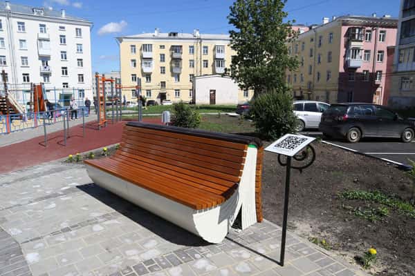 Уютный новый двор появился в Каменске-Уральском
