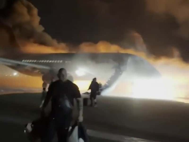 Горящий самолет с россиянами в Анталье: все подробности об аварии «Суперджета»