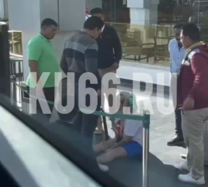 Не пустили на борт: пьяная екатеринбурженка не смогла улететь из Шарм-эль-Шейха. Видео