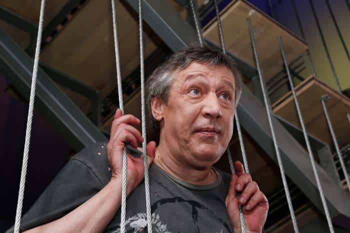 Михаил Ефремов вышел на свободу: что ждет актера после колонии