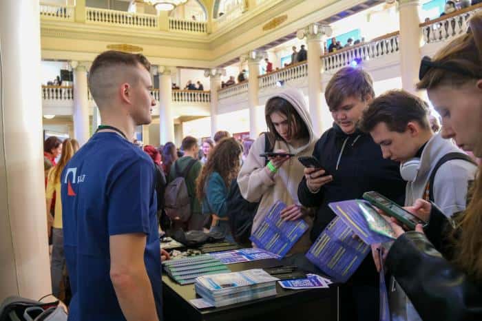 УАЗ стал партнером выставки «Время карьеры»