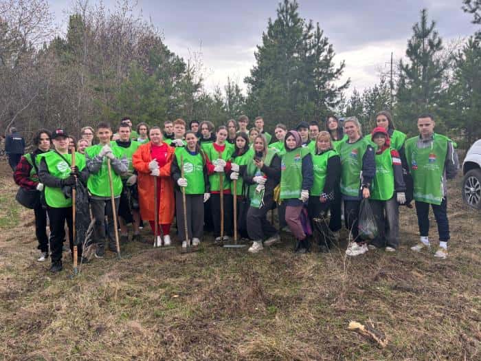 Уральцы на субботниках очистили 288 тысяч квадратных метров земли от мусора. Фото