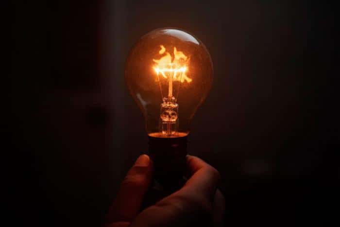 Майские праздники в Каменске-Уральском пройдут с отключениями света — опубликован график адресов и времени