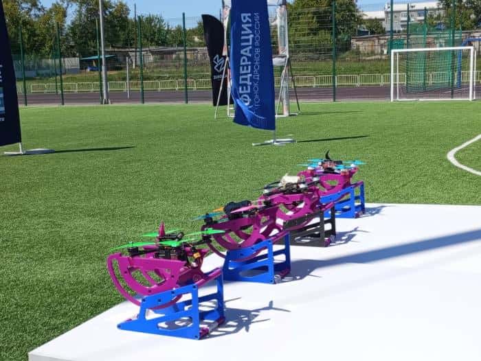 Впервые в Каменске-Уральском прошли гонки дронов — за кубок боролись лучшие пилоты Свердловской области