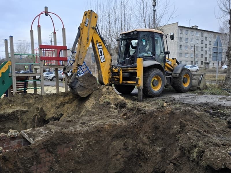 В Каменске-Уральском прокладывают новую трассу тепловодоснабжения