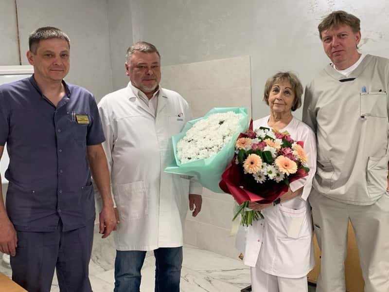 Хирург из Каменска-Уральского спасла мальчика, который стал её коллегой