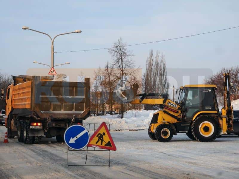 В Каменске-Уральском дорожники столкнулись с нехваткой спецтехники при уборке снега