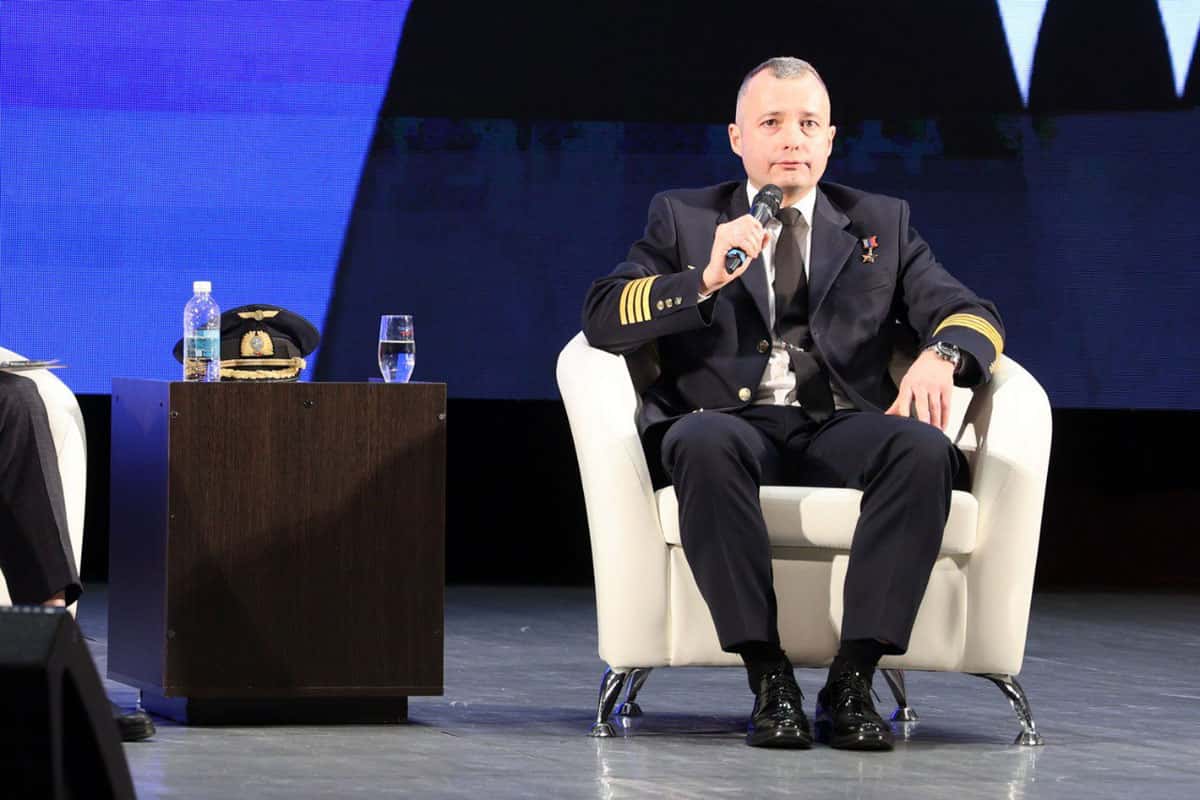 Герой России Дамир Юсупов рассказал каменской молодежи о своем подвиге