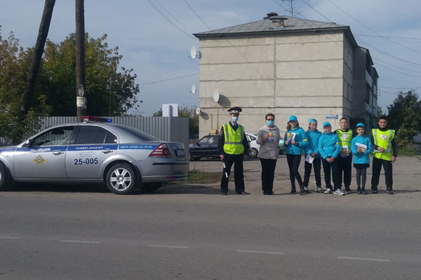 Перед каникулами автоинспекторы расскажут школьникам Каменска о безопасном поведении на дорогах, а водителей просят об осторожности Перед каникулами автоинспекторы расскажут школьникам Каменска о безопасном поведении на дорогах, а водителей просят об осторожности