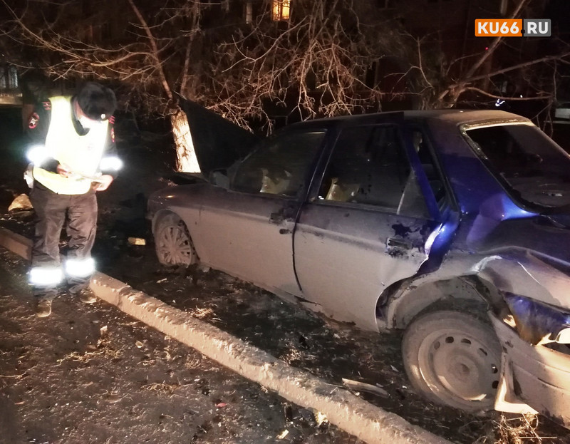 ГИБДД Каменска-Уральского ищет очевидцев резонансного ДТП с двумя автомобилями Ford на ул. Алюминиевой, где погиб двухлетний мальчик