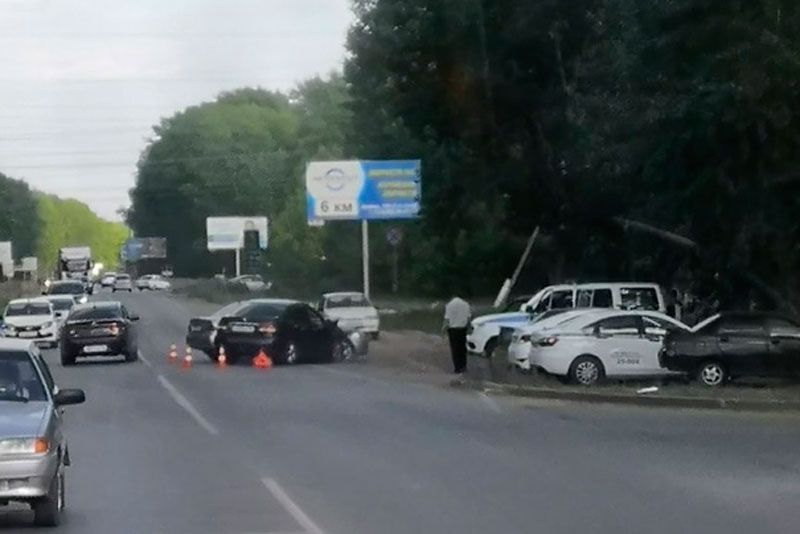 Ездят как хотят! Накануне в Каменске-Уральском женщина устроила аварию