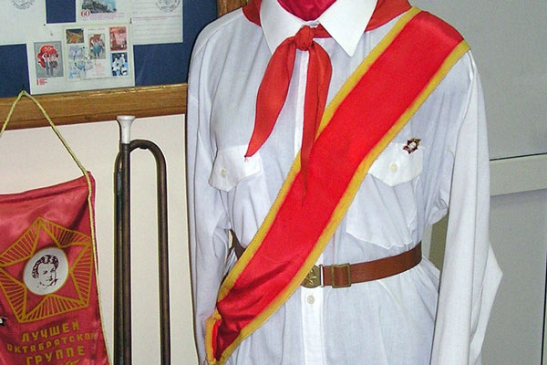 От пионерии до кубика Рубика: события и праздники 19 мая | 19 мая: День пионерии, День фармацевта и день рождения кубика Рубика